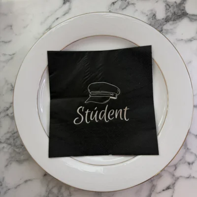 Servíettur Student Sv/silfur